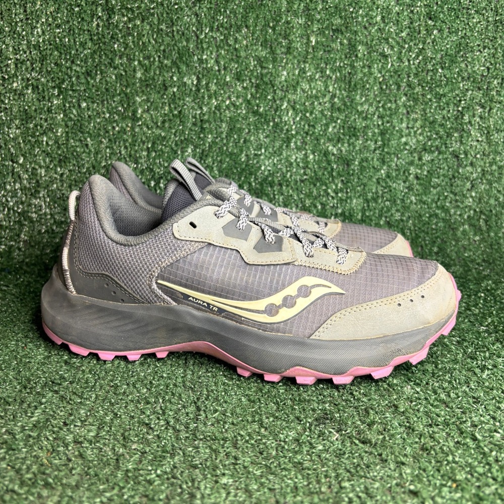Saucony Aura TR Trail Running Hiking S10862-12 Sneakers Grey Pink Womens Size 10